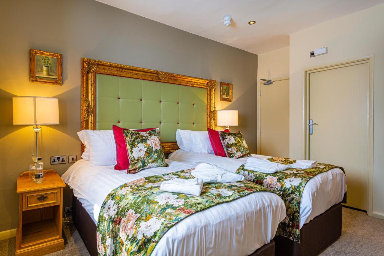 The Rutland Arms Hotel, Bakewell, Derbyshire Eksteriør bilde
