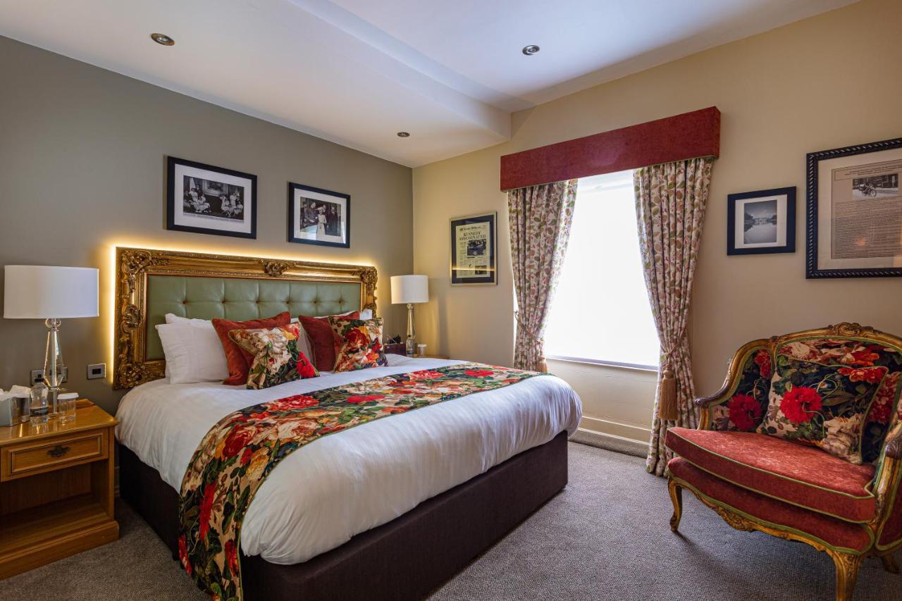 The Rutland Arms Hotel, Bakewell, Derbyshire Eksteriør bilde