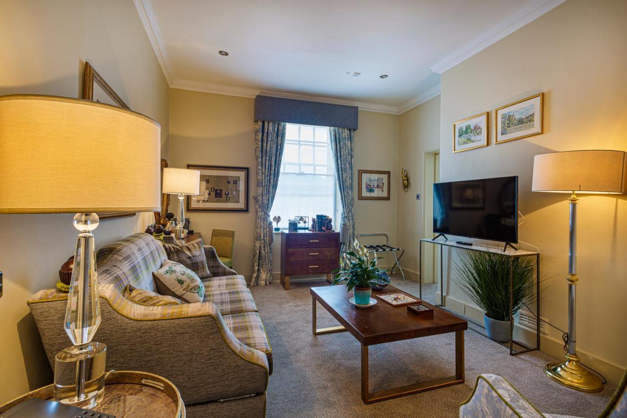 The Rutland Arms Hotel, Bakewell, Derbyshire Eksteriør bilde